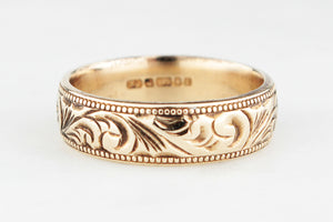 VINTAGE ETCHED BAND 9CT GOLD