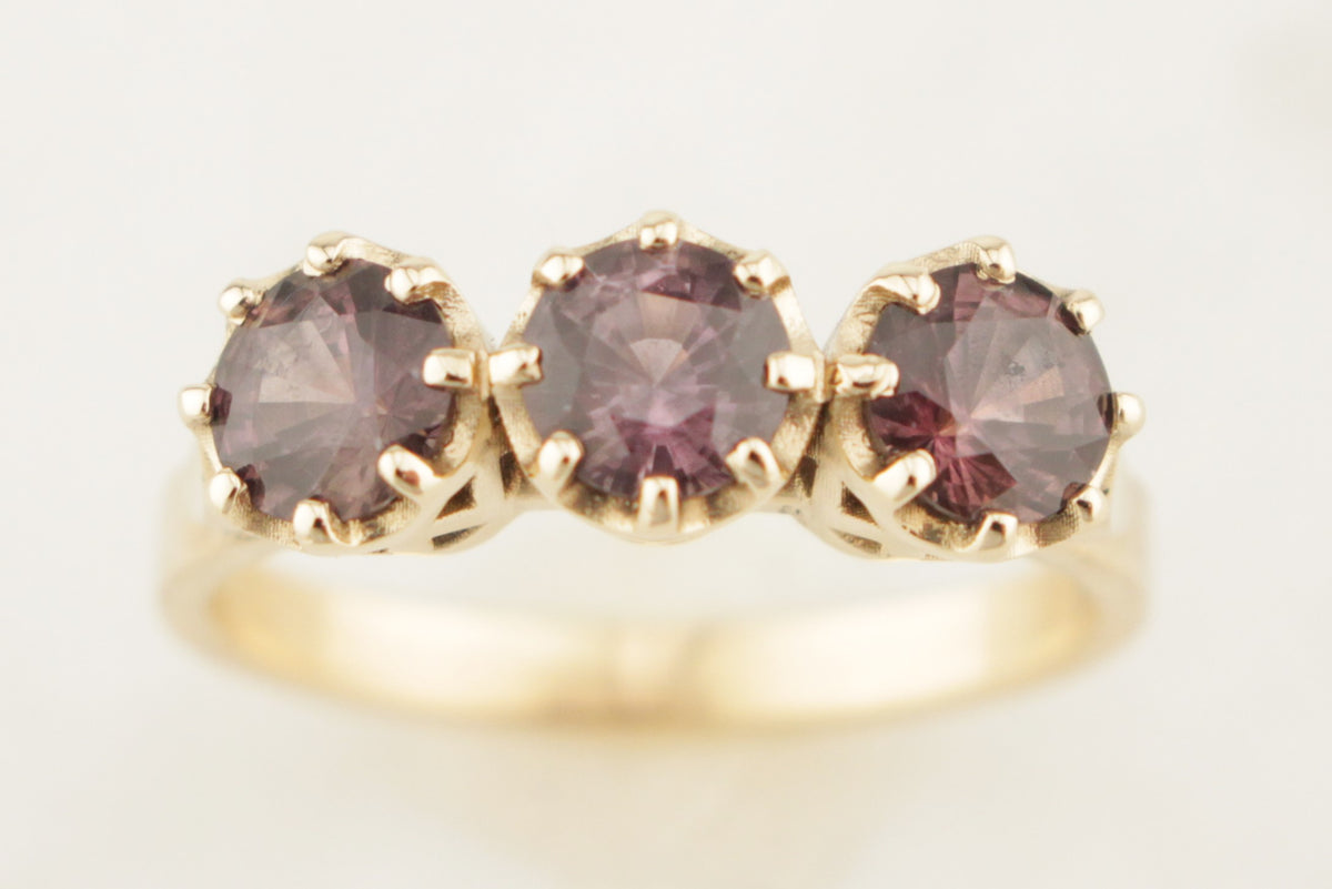 R&amp;V BESPOKE SAPPHIRE TRILOGY RING 9ct YELLOW GOLD