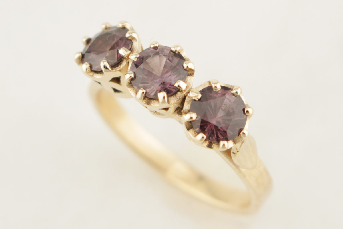 R&amp;V BESPOKE SAPPHIRE TRILOGY RING 9ct YELLOW GOLD