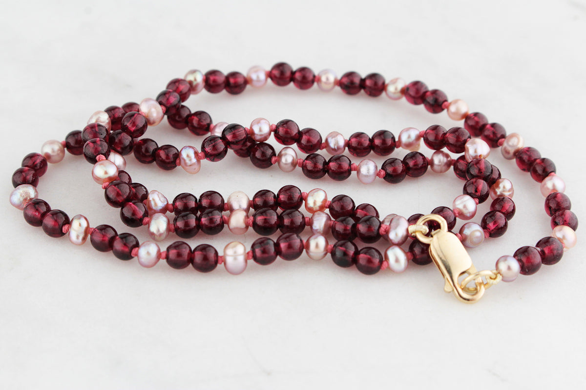 BESPOKE GARNET &amp; PINK PEARL NECKLACE 9ct GOLD