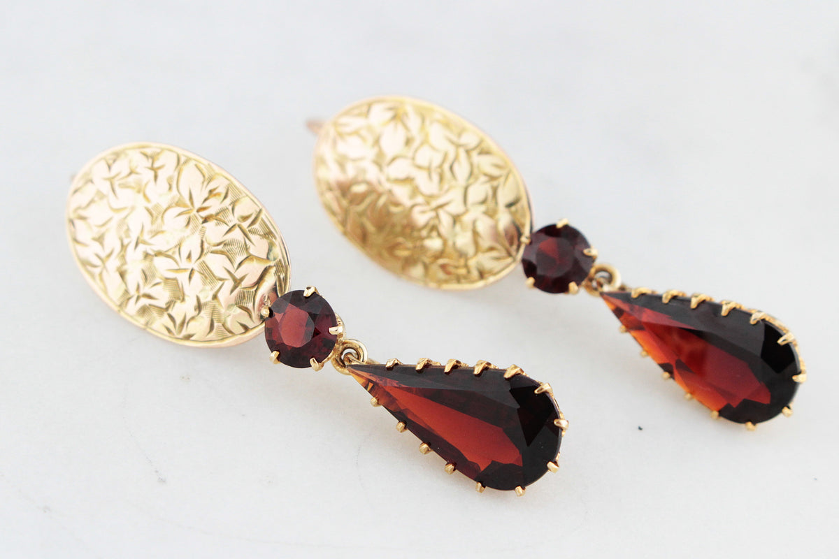 ANTIQUE ETCHED EDWARDIAN GARNET DROP EARRINGS 9ct GOLD