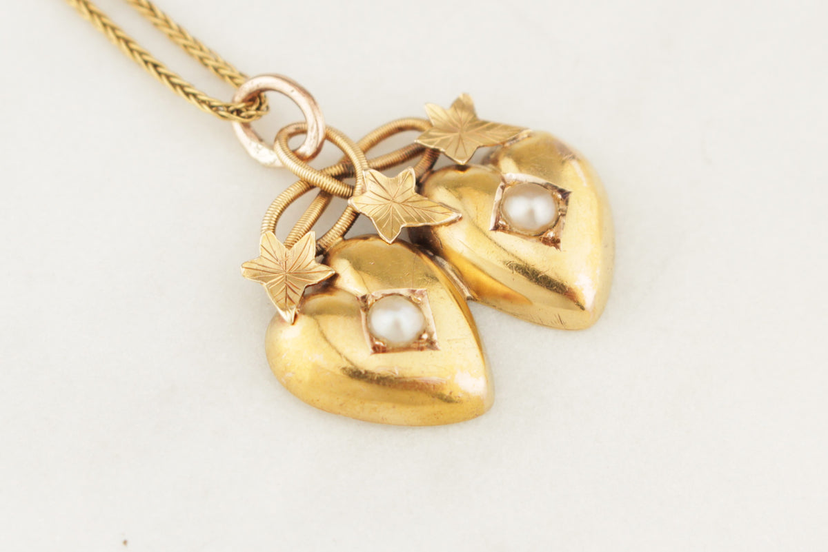 ANTIQUE VICTORIAN c1890 PEARL DOUBLE HEART &amp; IVY PENDANT 18ct GOLD