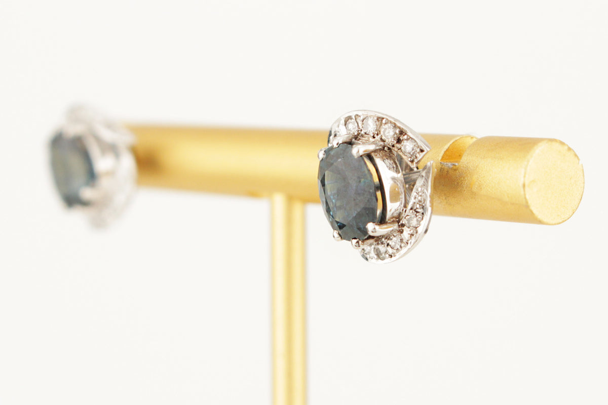 VINTAGE c1940 SAPPHIRE &amp; DIAMOND EARRINGS 18ct WHITE GOLD