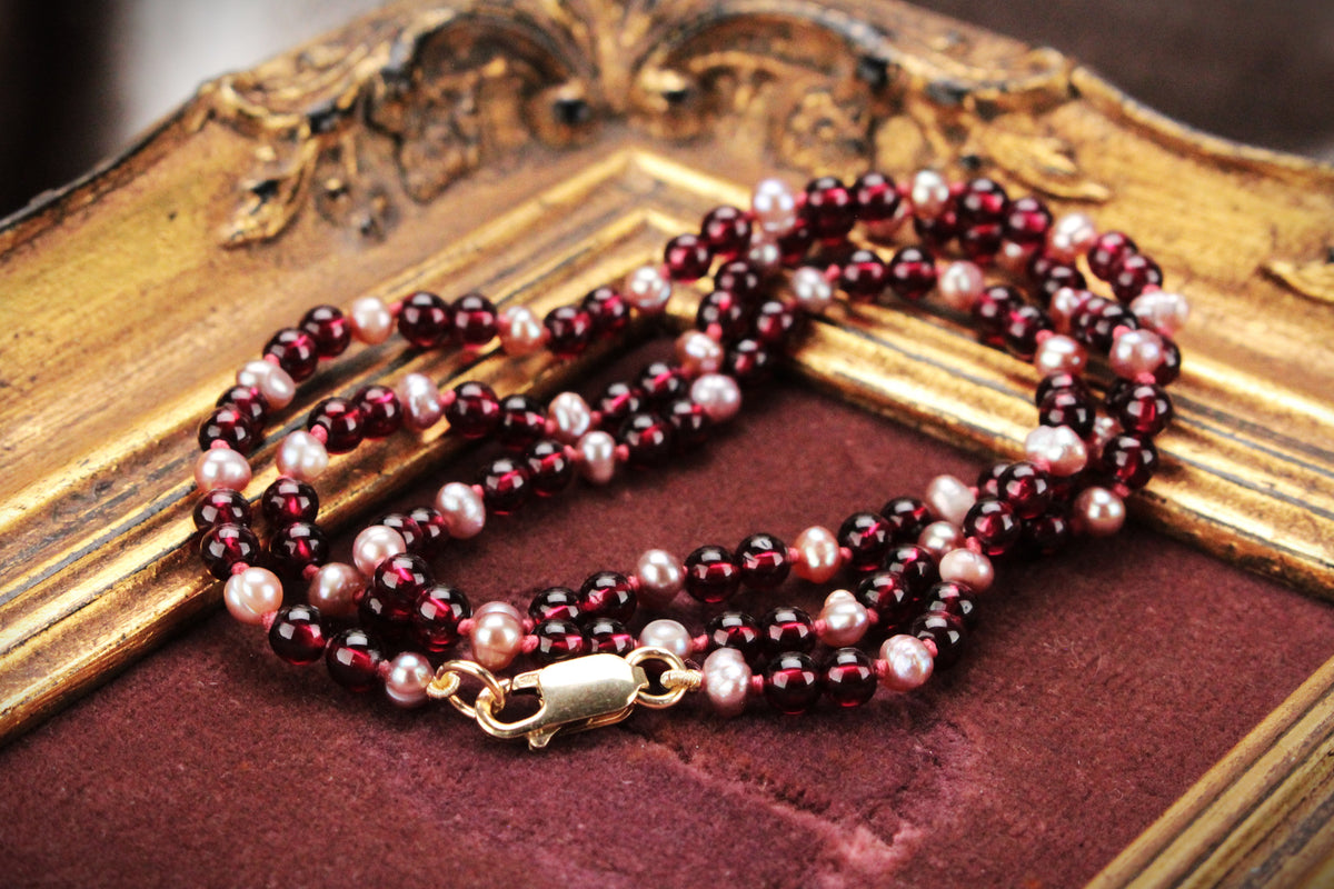 BESPOKE GARNET &amp; PINK PEARL NECKLACE 9ct GOLD