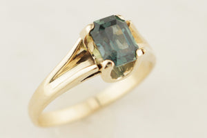 RETRO MID CENTURY TEAL SAPPHIRE RING 9ct GOLD