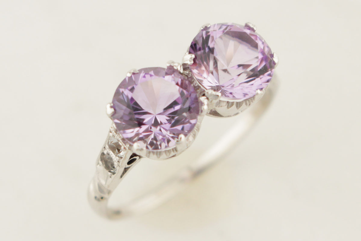 ART DECO c1930 AMETHYST &amp; WHITE SAPPHIRE TOI ET MOI RING 9ct WHITE GOLD