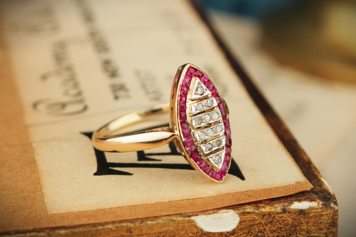 ANTIQUE ART DECO c1920 RUBY &amp; DIAMOND RING 18ct GOLD