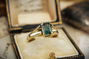 RETRO MID CENTURY TEAL SAPPHIRE RING 9ct GOLD