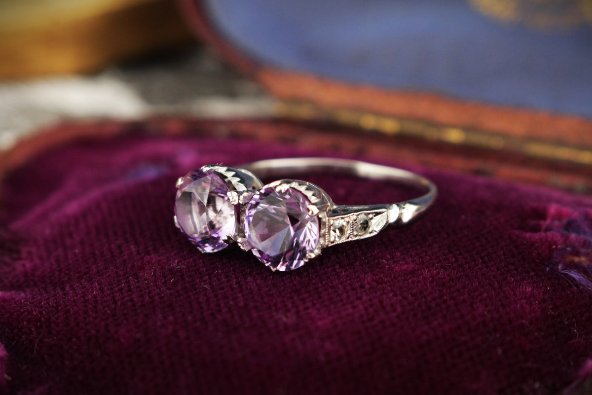 ART DECO c1930 AMETHYST &amp; WHITE SAPPHIRE TOI ET MOI RING 9ct WHITE GOLD