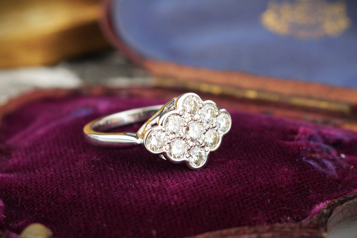 VINTAGE ESTATE 1ct DIAMOND CLUSTER RING 18ct WHITE GOLD