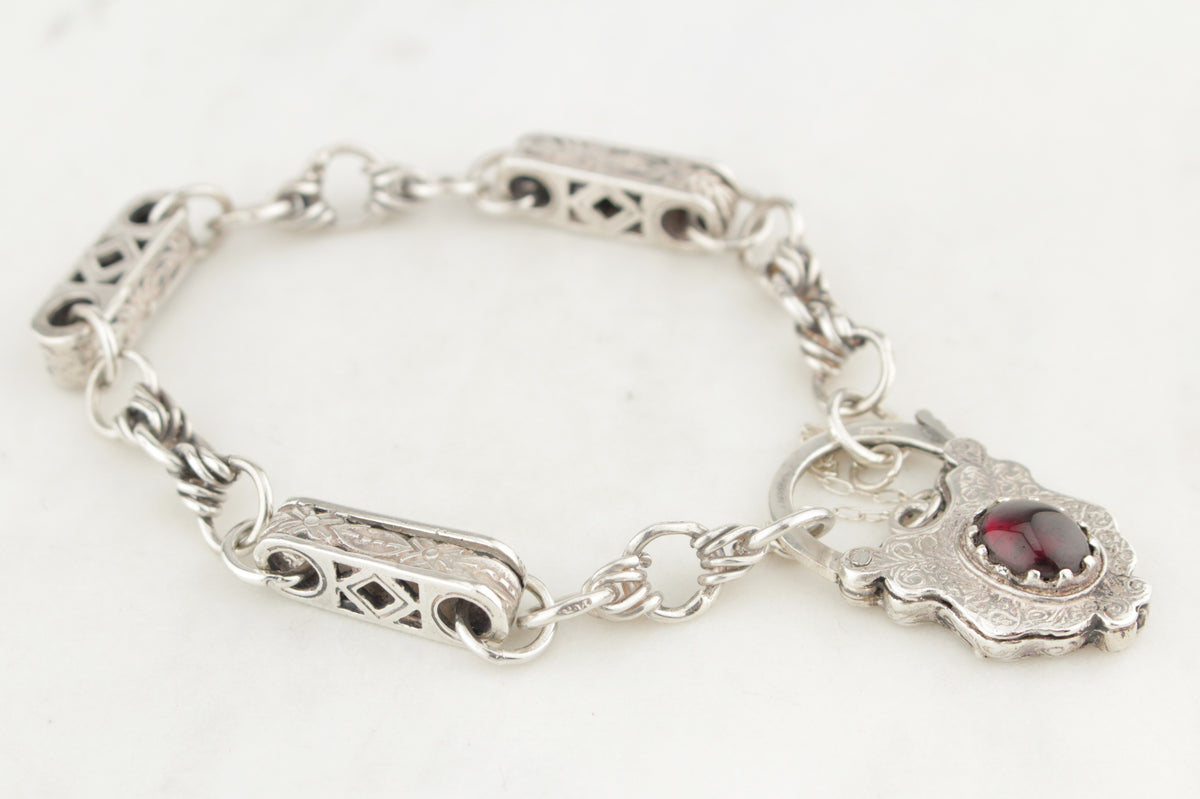 ANTIQUE VICTORIAN c1850 GARNET &amp; STERLING SILVER BRACELET