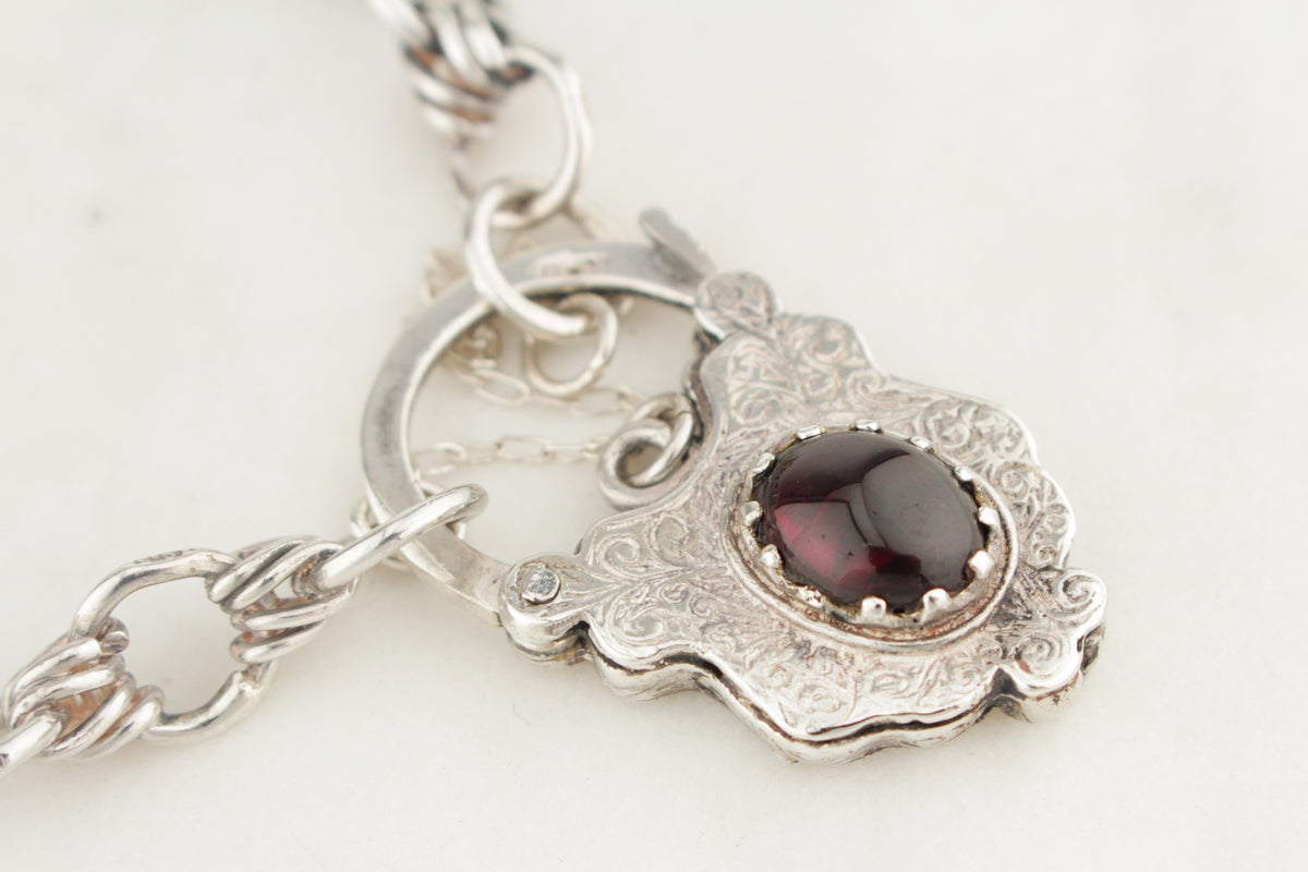 ANTIQUE VICTORIAN c1850 GARNET &amp; STERLING SILVER BRACELET