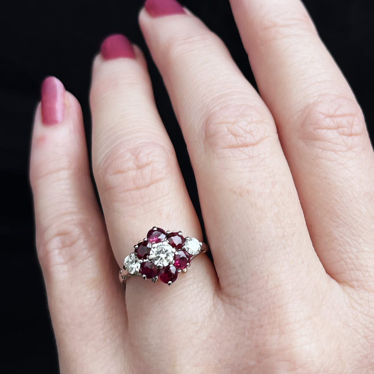 RETRO RUBY &amp; DIAMOND CLUSTER RING IN 18ct GOLD