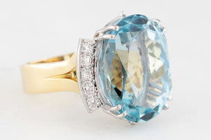 VINTAGE 21ct AQUAMARINE & DIAMOND RING 18ct GOLD