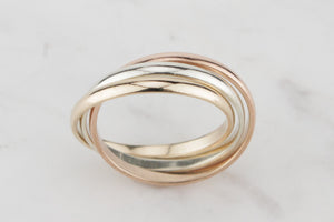 RETRO ESTATE RUSSIAN WEDDING BANDS ON 9ct MIXED GOLD