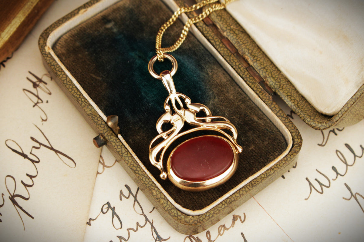VINTAGE ANTIQUE STYLE BLOODSTONE &amp; CARNELIAN FOB SPINNER 9ct GOLD