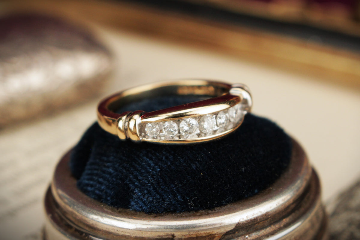 VINTAGE c1940/50 SEVEN STONE DIAMOND RING 14ct GOLD