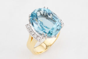 VINTAGE 21ct AQUAMARINE & DIAMOND RING 18ct GOLD