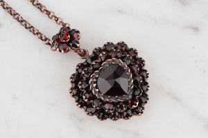 ANTIQUE EDWARDIAN c1910 BOHEMIAN GARNET HEART LOCKET PENDANT ON TOMBAC