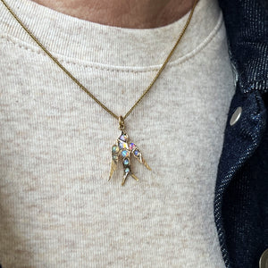 ANTIQUE AUSTRALIAN OPAL DOVE PENDANT BY WILLIS & CO 9ct GOLD