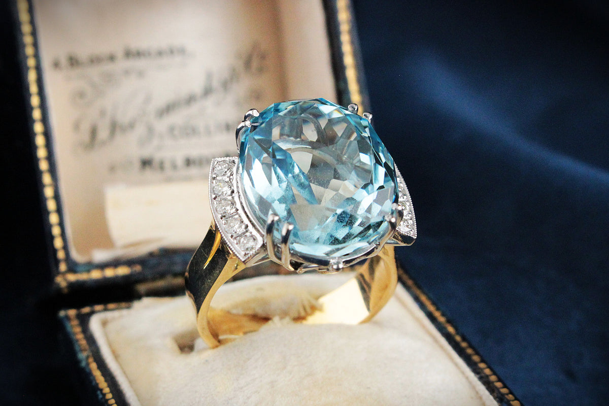 VINTAGE 21ct AQUAMARINE &amp; DIAMOND RING 18ct GOLD