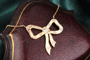 ANTIQUE DIAMOND BOW NECKLACE 9ct GOLD