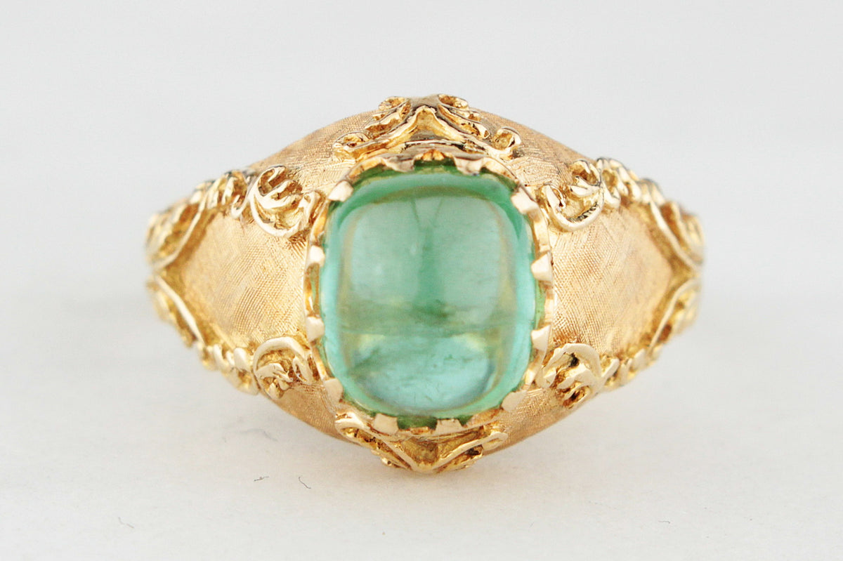 VINTAGE 18ct YELLOW GOLD CABOCHON EMERALD RING