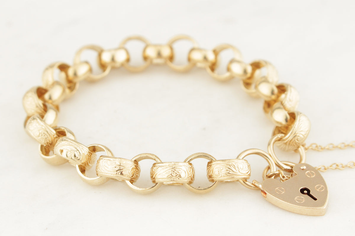 VINTAGE ANTIQUE STYLE ‘DAY &amp; NIGHT’ LINK PADLOCK BRACELET 9ct GOLD