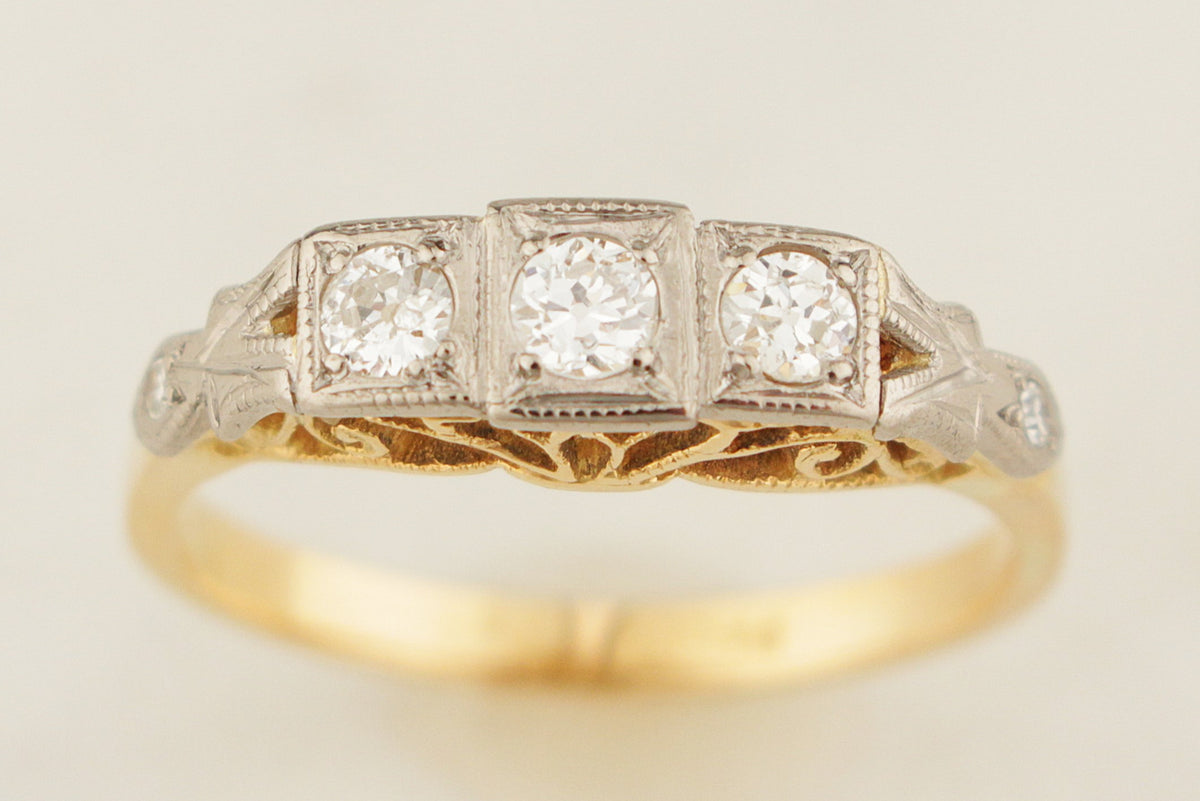 VINTAGE c1930 ART DECO DIAMOND TRILOGY RING 18ct GOLD &amp; PALLADIUM