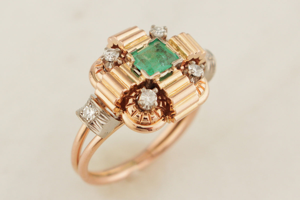 VINTAGE c1940 EMERALD &amp; DIAMOND RING 18ct GOLD