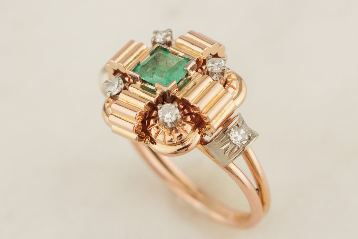 VINTAGE c1940 EMERALD &amp; DIAMOND RING 18ct GOLD