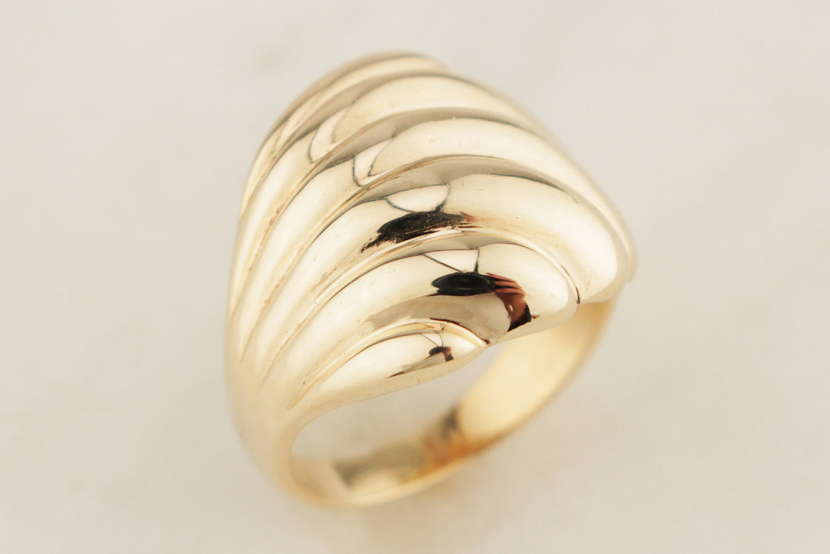 RETRO ESTATE FAN SHAPED RING 9ct GOLD