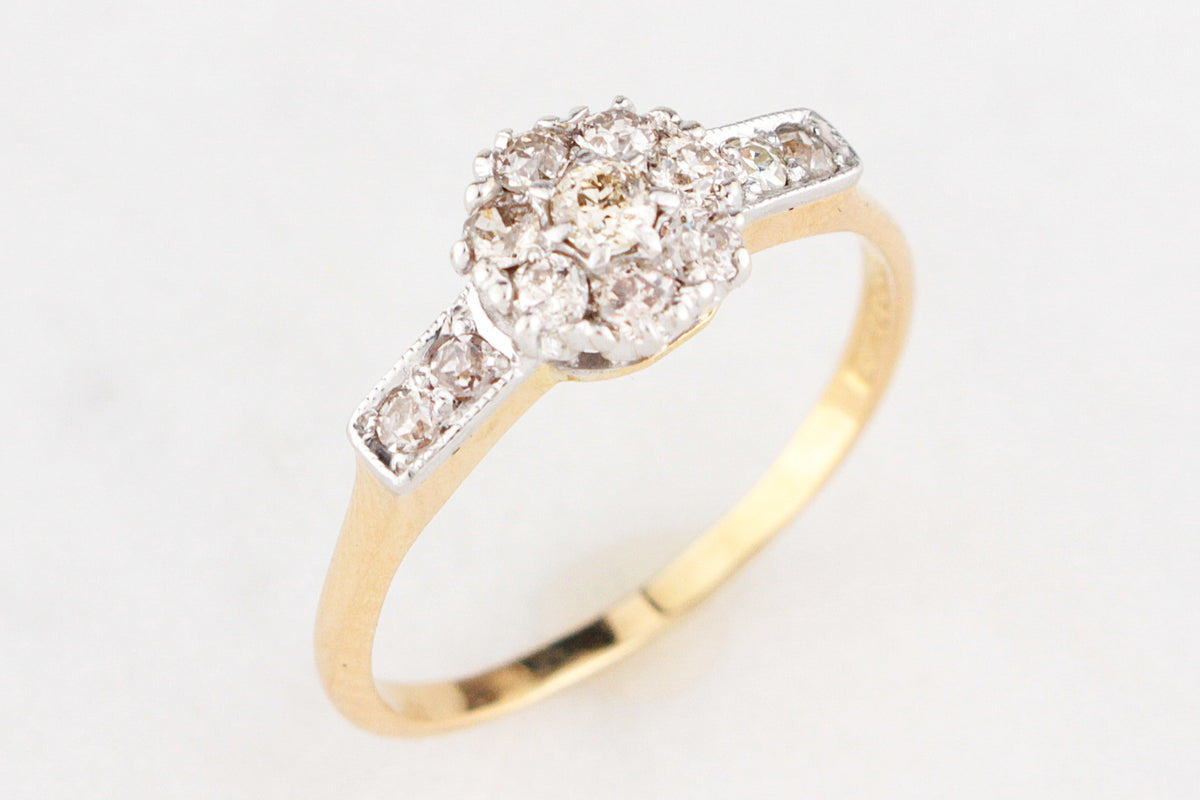 ANTIQUE ART DECO .70ct DIAMOND DAISY RING 18ct GOLD &amp; PLATINUM