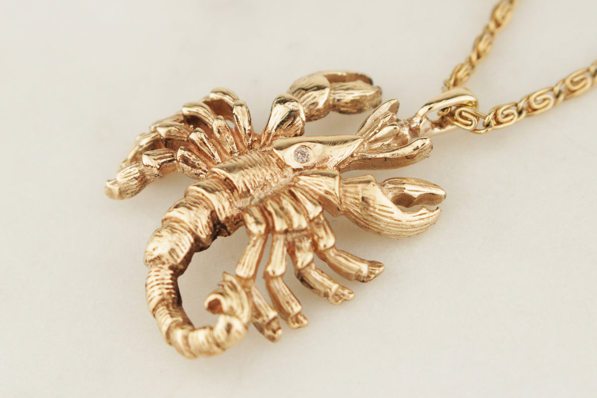 RETRO ESTATE DIAMOND LOBSTER PENDANT 9ct GOLD