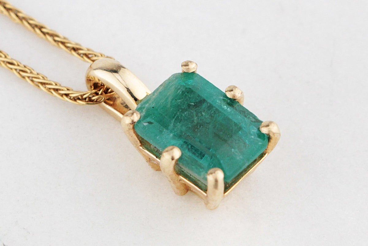 BESPOKE 2.75ct EMERALD PENDANT 10ct GOLD