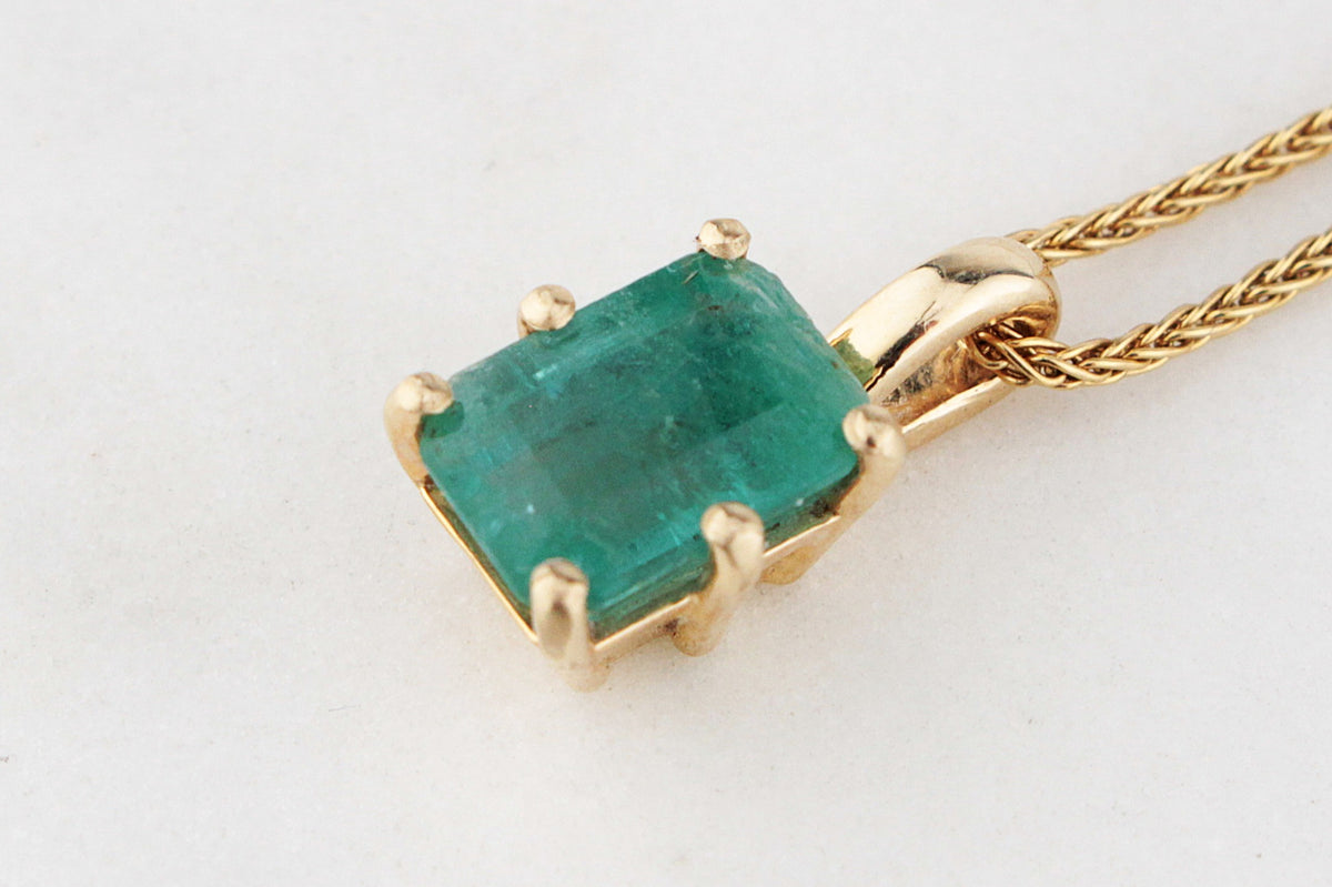 BESPOKE 2.75ct EMERALD PENDANT 10ct GOLD