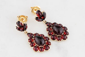 VINTAGE GARNET DROP EARRINGS 9ct GOLD