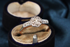 ANTIQUE ART DECO .70ct DIAMOND DAISY RING 18ct GOLD & PLATINUM