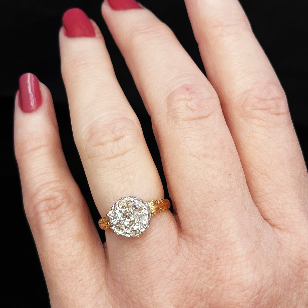 ANTIQUE VICTORIAN 1898 DIAMOND CLUSTER RING 18ct GOLD