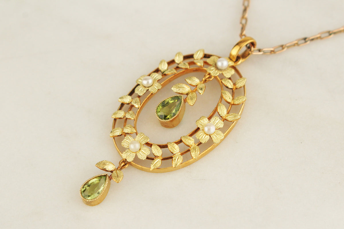 ANTIQUE EDWARDIAN c1900 PERIDOT & SEED PEARL PENDANT 15ct GOLD