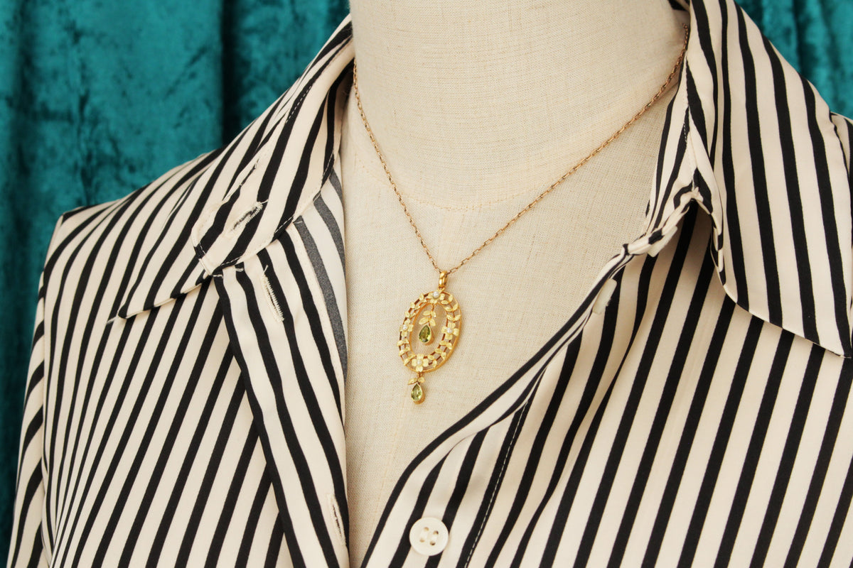 ANTIQUE EDWARDIAN c1900 PERIDOT & SEED PEARL PENDANT 15ct GOLD