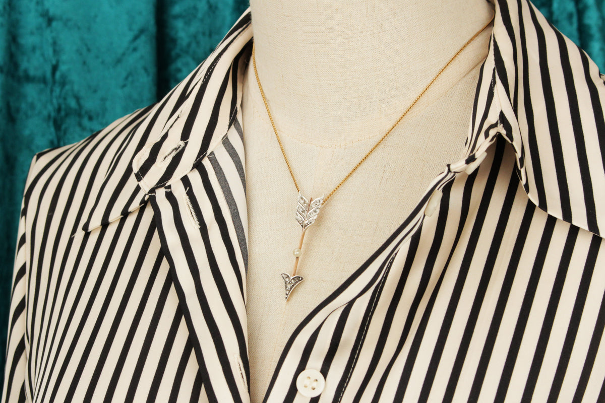ANTIQUE GEORGIAN c1830 DIAMOND ARROW PENDANT