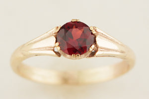 ANTIQUE EDWARDIAN c1910 GARNET SOLITAIRE RING 9ct GOLD