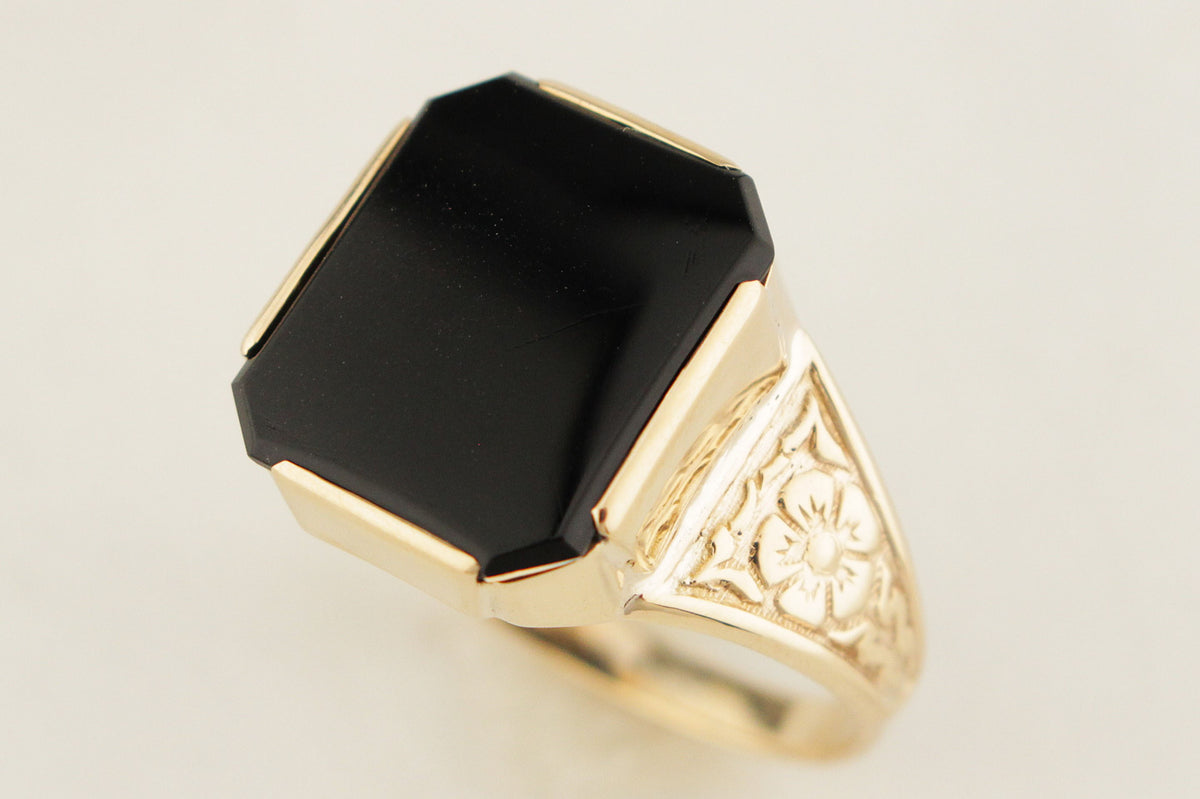 VINTAGE c1950 ONYX RING 9ct YELLOW GOLD