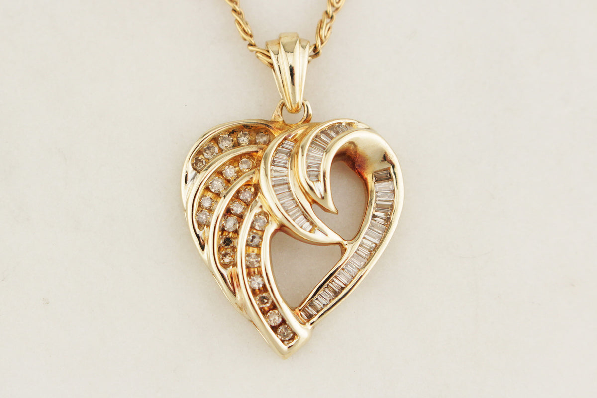 CONTEMPORARY DIAMOND HEART PENDANT 9ct GOLD