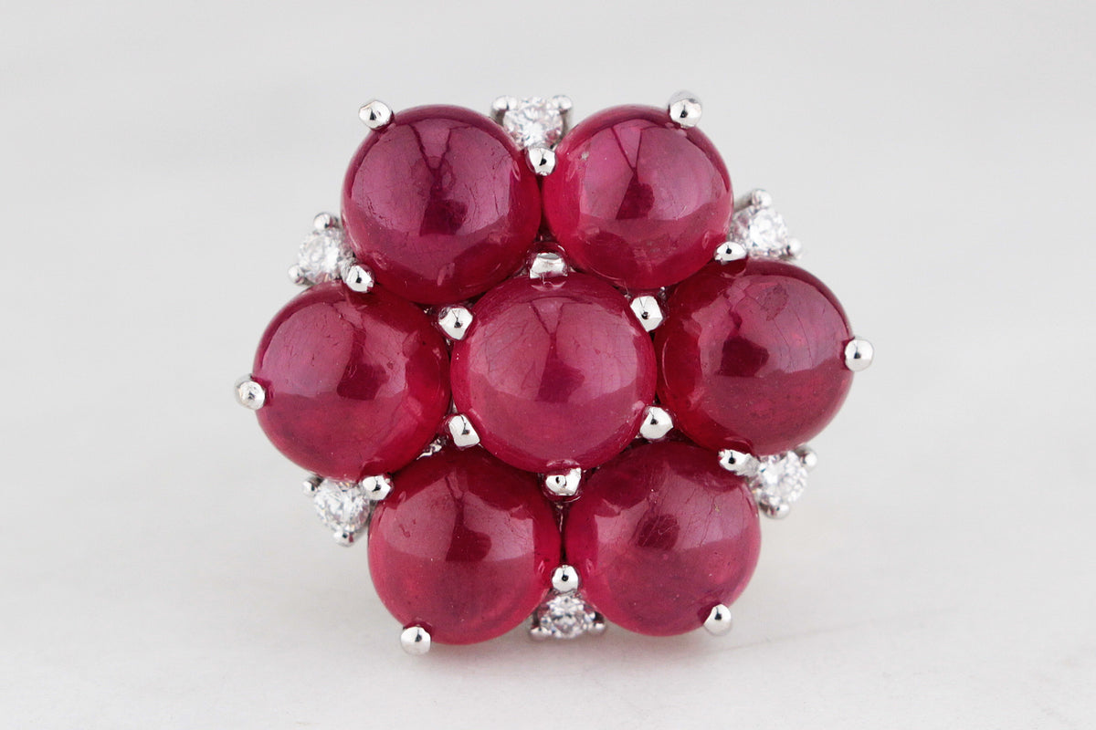 CONTEMPORARY ITALIAN RUBY &amp; DIAMOND RING 18ct GOLD