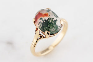 MID-CENTURY MOSS AGATE RING 9ct GOLD