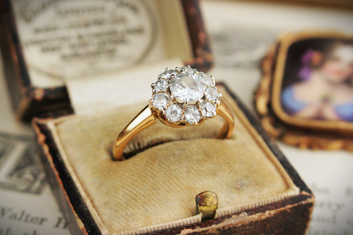 ANTIQUE EDWARDIAN c1900 1.38ct DIAMOND DAISY CLUSTER RING 18ct GOLD &amp; PLATINUM