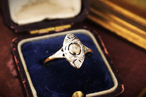 ART DECO c1920 .20ct DIAMOND RING 18ct GOLD