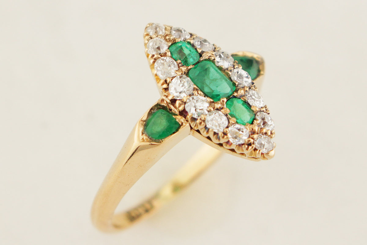 ANTIQUE EDWARDIAN c1900 EMERALD & DIAMOND RING 18ct GOLD